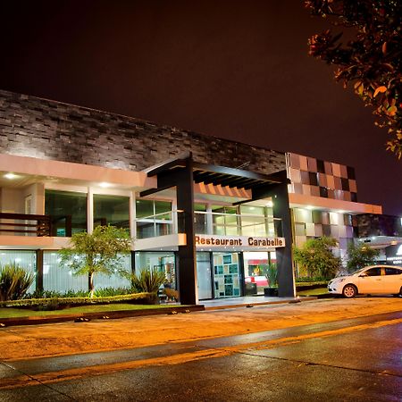 Hotel Portonovo Plaza Expo Zapopan Bagian luar foto