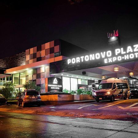 Hotel Portonovo Plaza Expo Zapopan Bagian luar foto