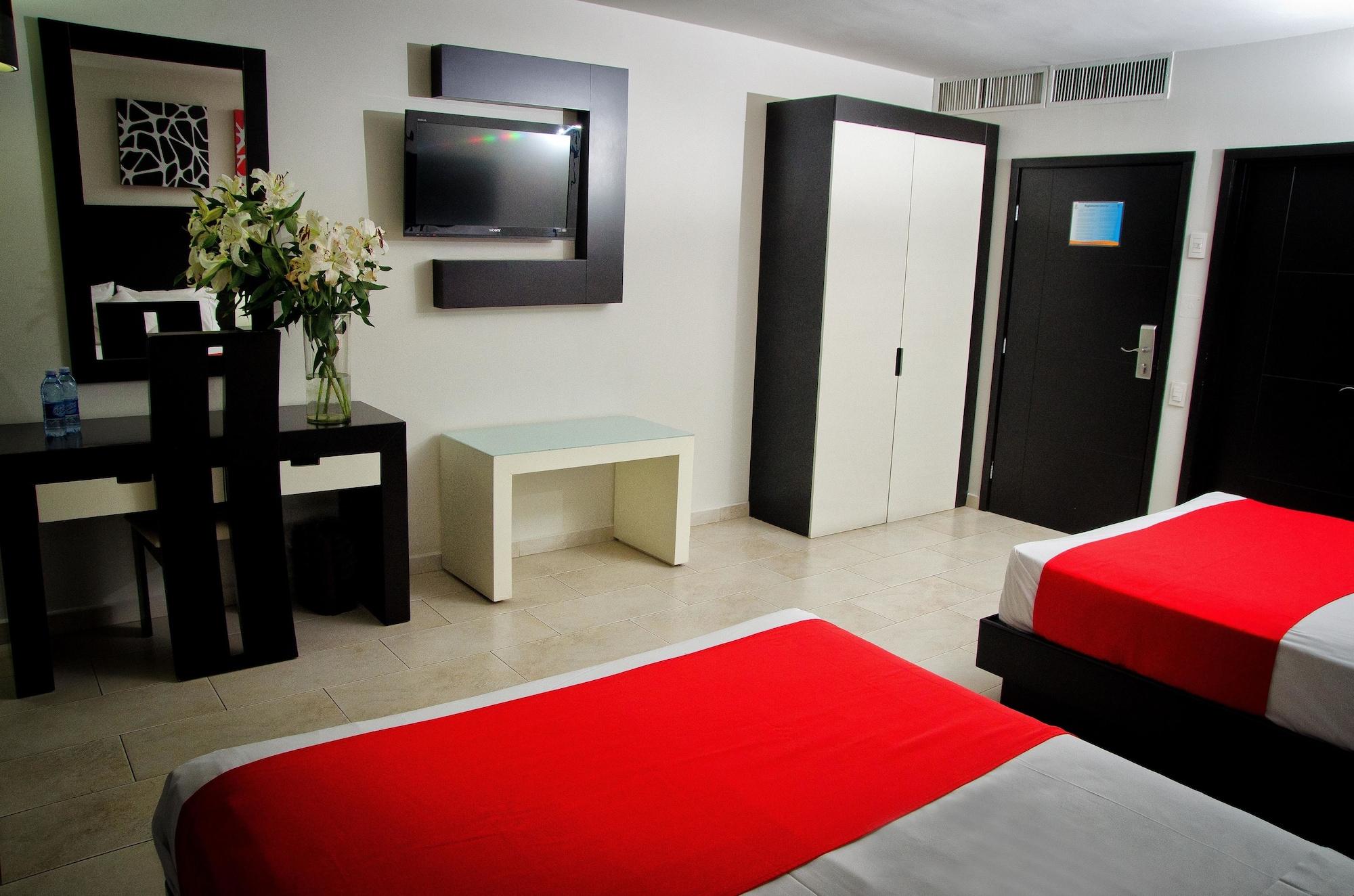 Hotel Portonovo Plaza Expo Zapopan Bagian luar foto