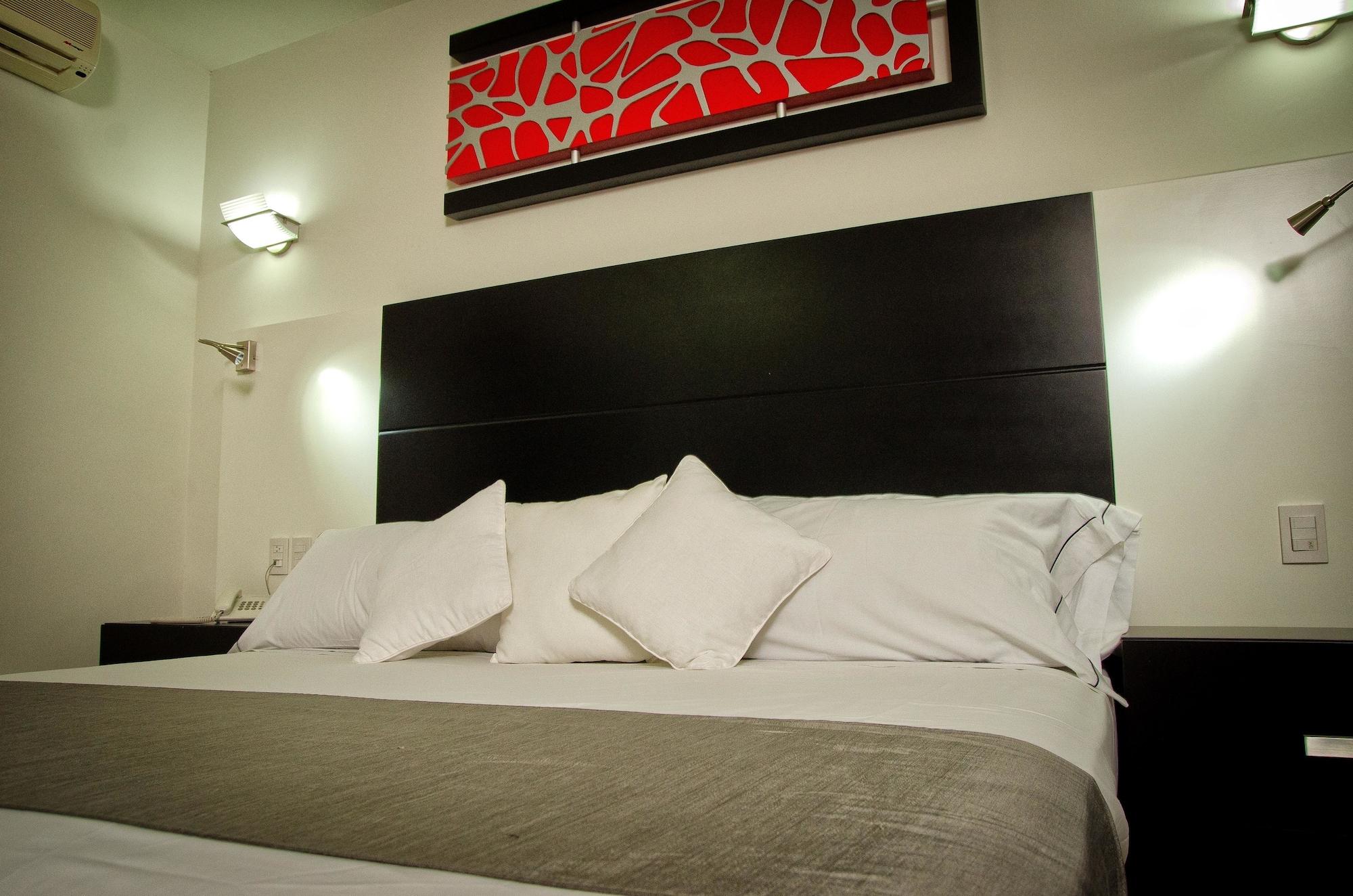 Hotel Portonovo Plaza Expo Zapopan Bagian luar foto