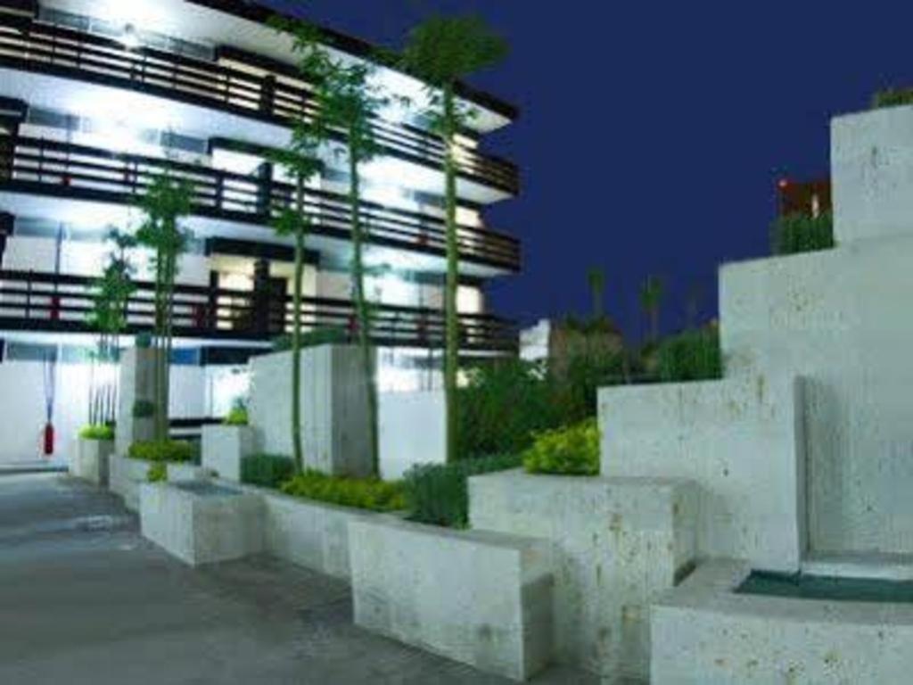 Hotel Portonovo Plaza Expo Zapopan Bagian luar foto